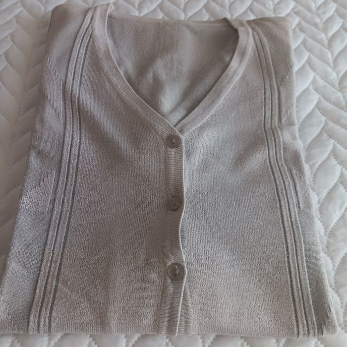 Vendo casaco de malha para senhora