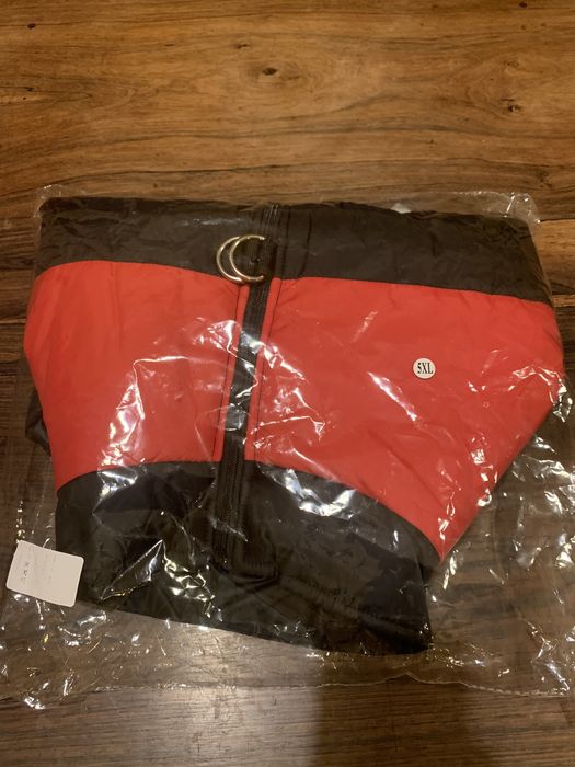 Casaco para cão novo