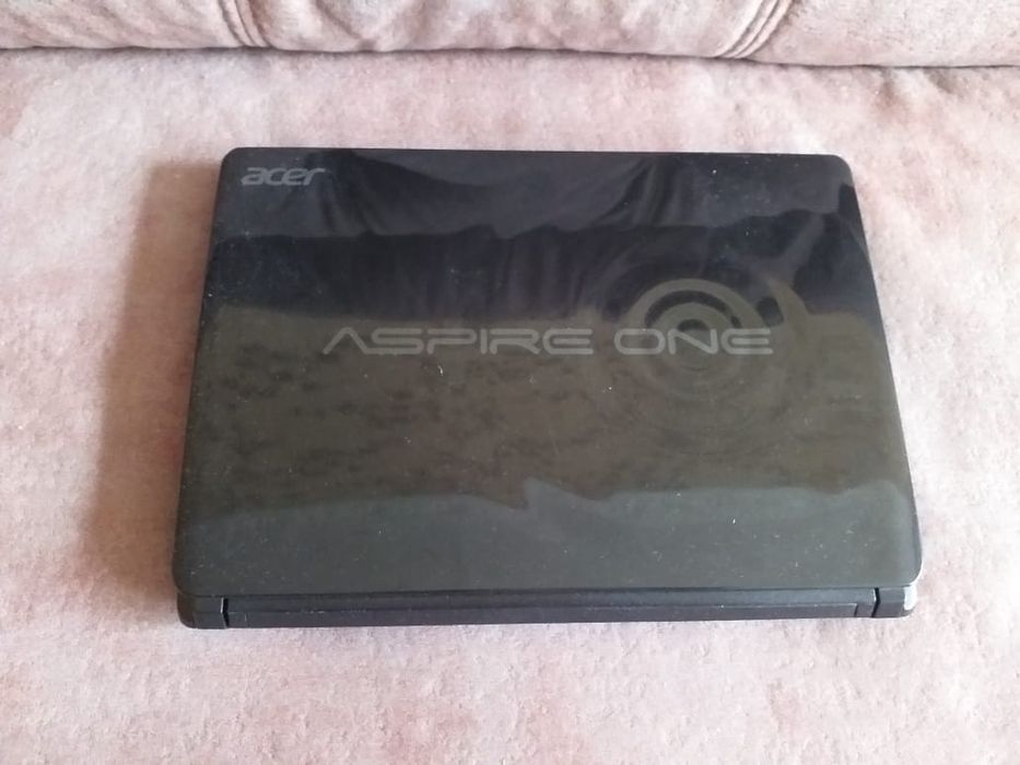 Acer Aspire One D270