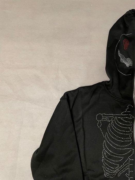 Bluza z kryształkami y2k