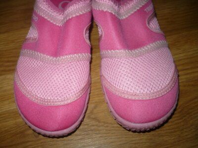 Аквашузы Коралки розовые 31р. Oxylane