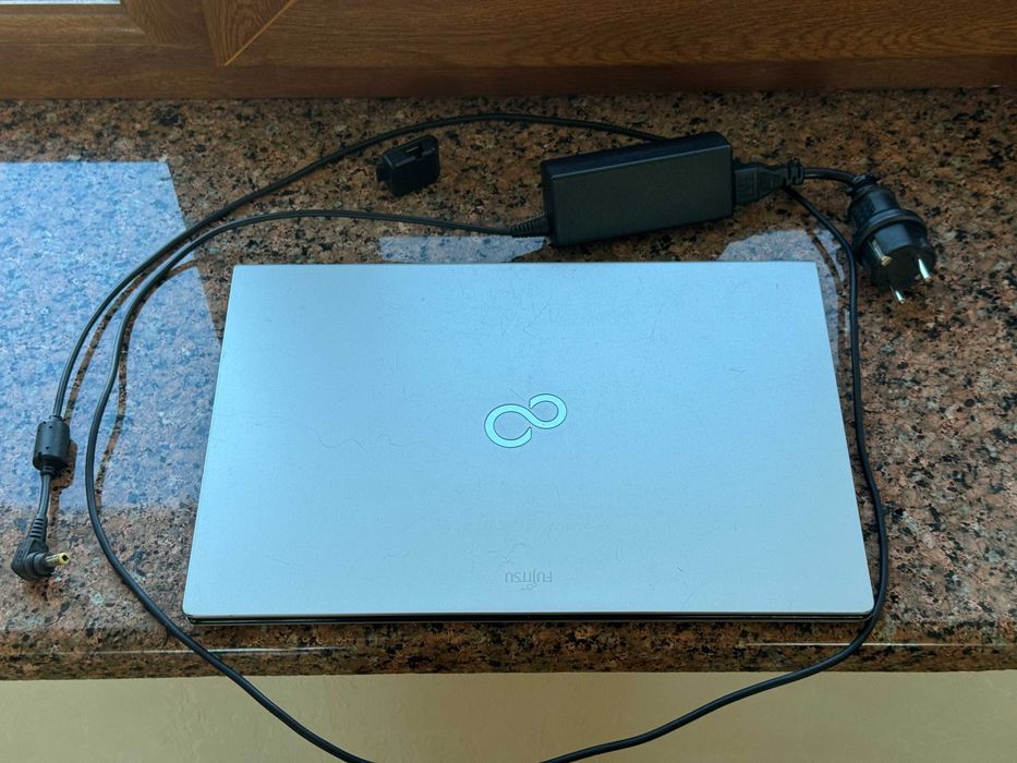 Fujitsu Lifebook U772 (14"/i5-3317U/4GB-DDR3/32GB-SSD+320GB/802.11n)