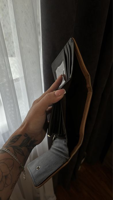 Продаю гаманець