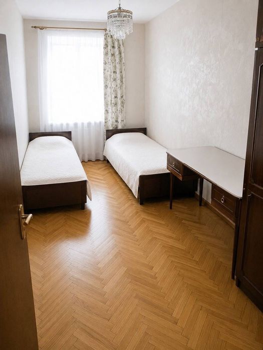 Продам 3к квартиру пр-т О.Поля (Кірова) /Беріславська