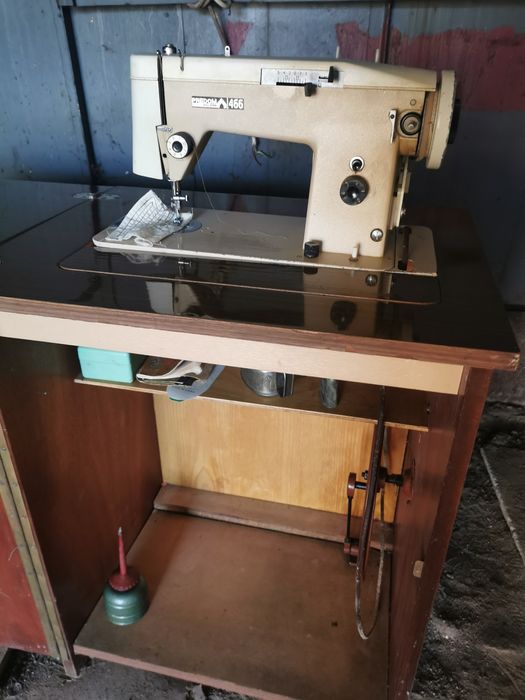 Maszyna do szycia Łucznik 466