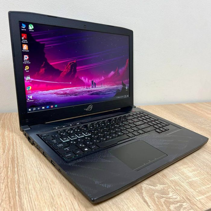 Asus ROG/IPS/120Гц/i7-8750H/16ГБ DDR4/GTX 1050Ti