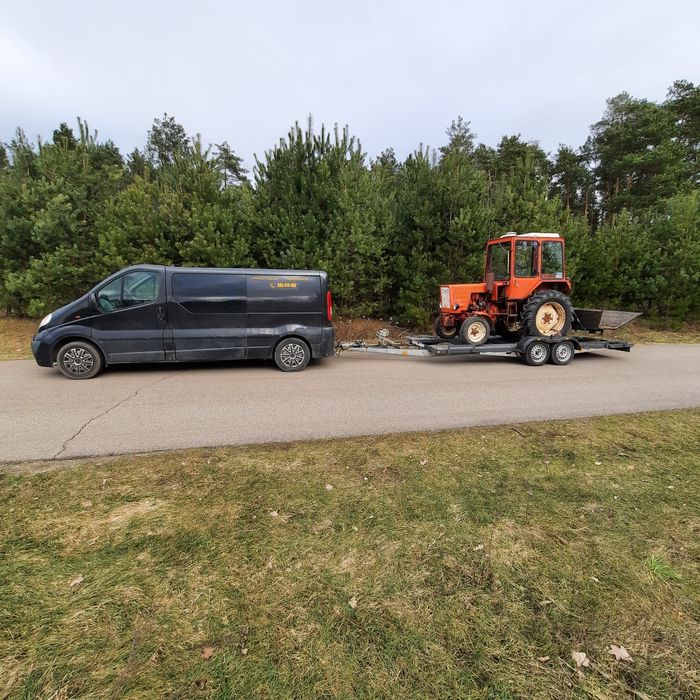 Holowanie transport samochodów łodzi jachtów maszyn rolniczych Polska