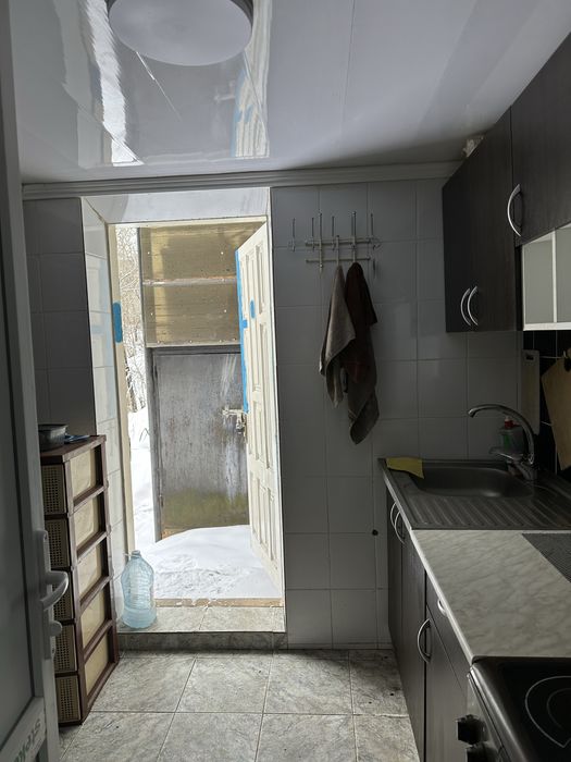 Продається 2-кім дачний будинок зі зрубу зі ставком, Заставнянська