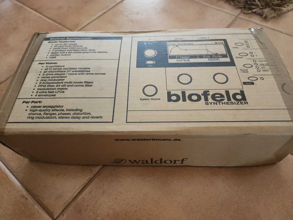 Waldorf Blofeld Synthesizer (desktop)