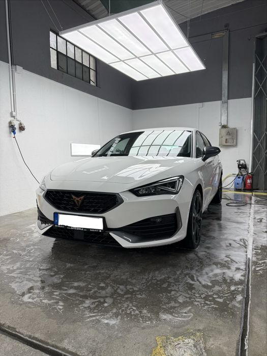 Cupra leon vz hybrid 245