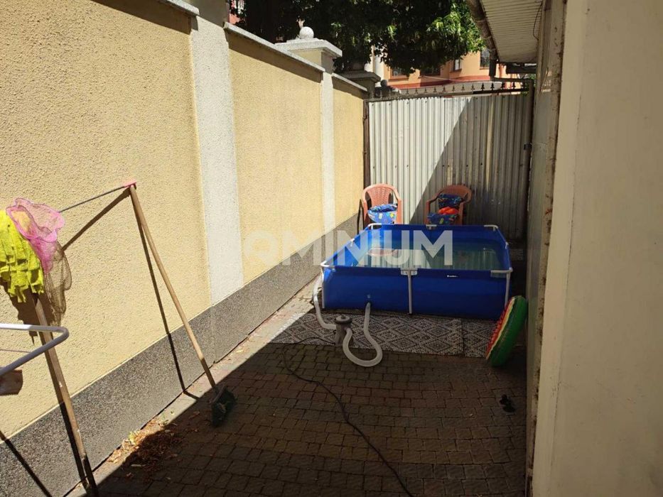 Продається квартира в центрі Хуста