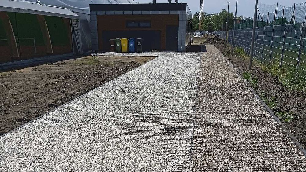 Drenaże, odwodnienia, przyłącza wodne, skarpowanie, niwelacja SOLIDNIE