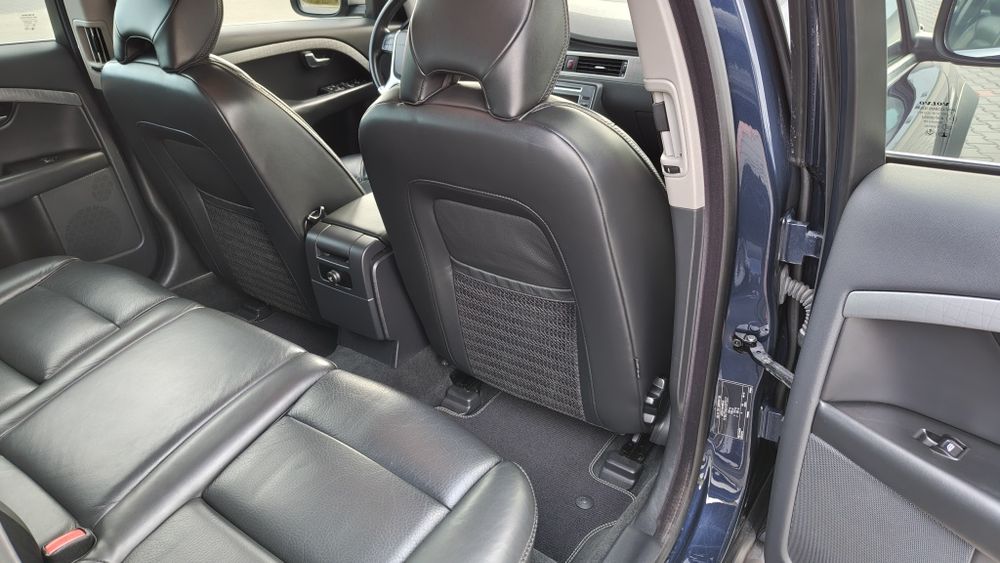 Volvo XC70 2.4 D5 2009
