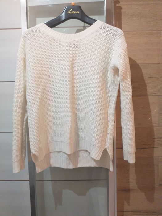 Sweterek stradivarius