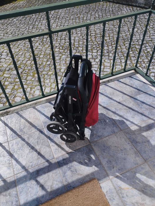 Carrinho de Passeio Recaro Easylife