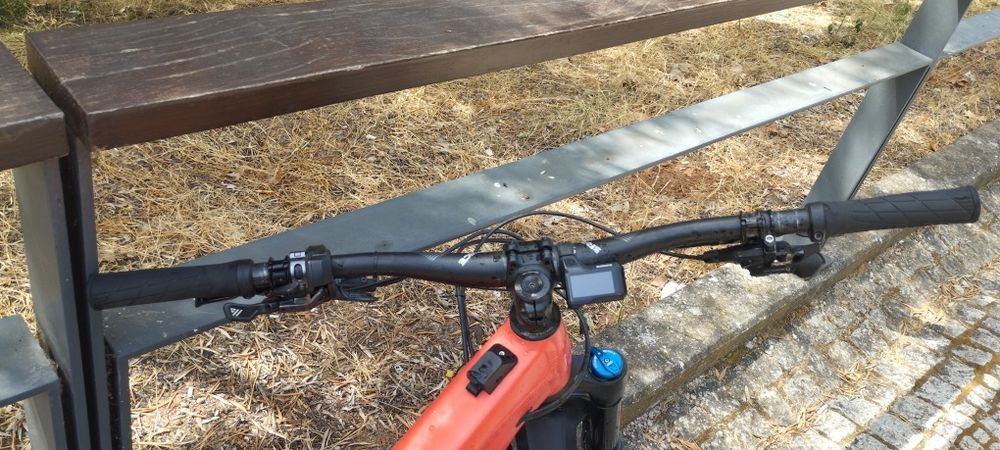 Canyon spectral on 2 baterias 500w