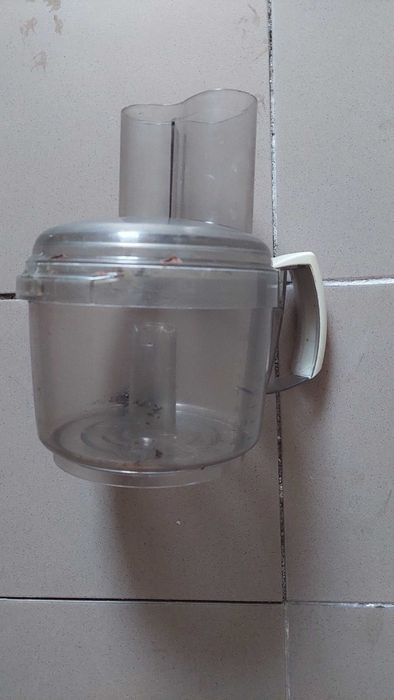 Чаша для збивання пластикова від комбайна з ручкою