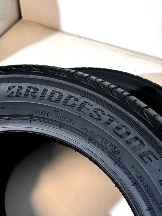 Pneus Bridgestone Turanza T001 - 195/60/16 - Como NOVOS