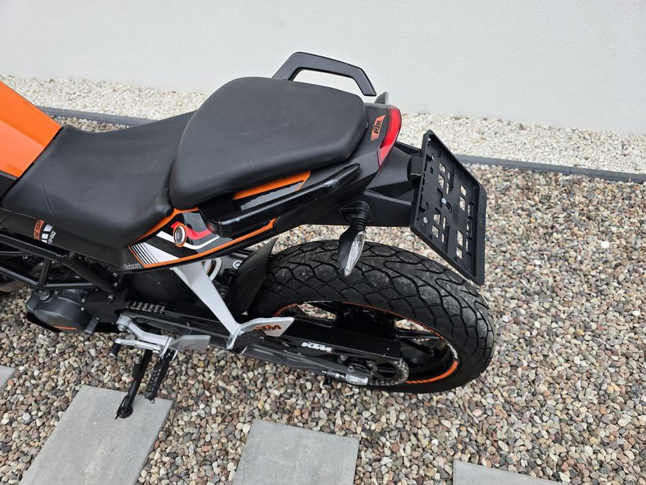 KTM Duke 125/Stan idealny/Niski przebieg