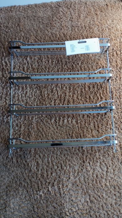 Regał na przybory kuchenne