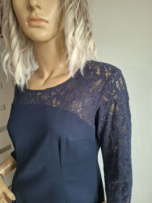 Sukienka granatowa basic prosta z rękawem