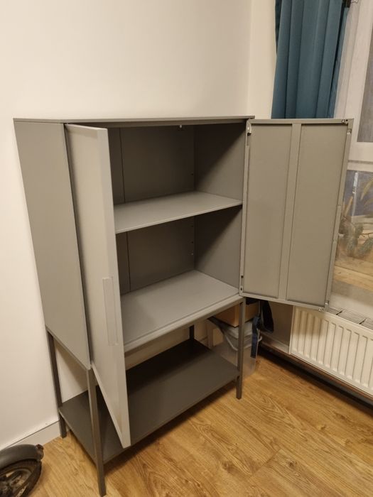 Szafka Ikea Tullstorp 704.984.35