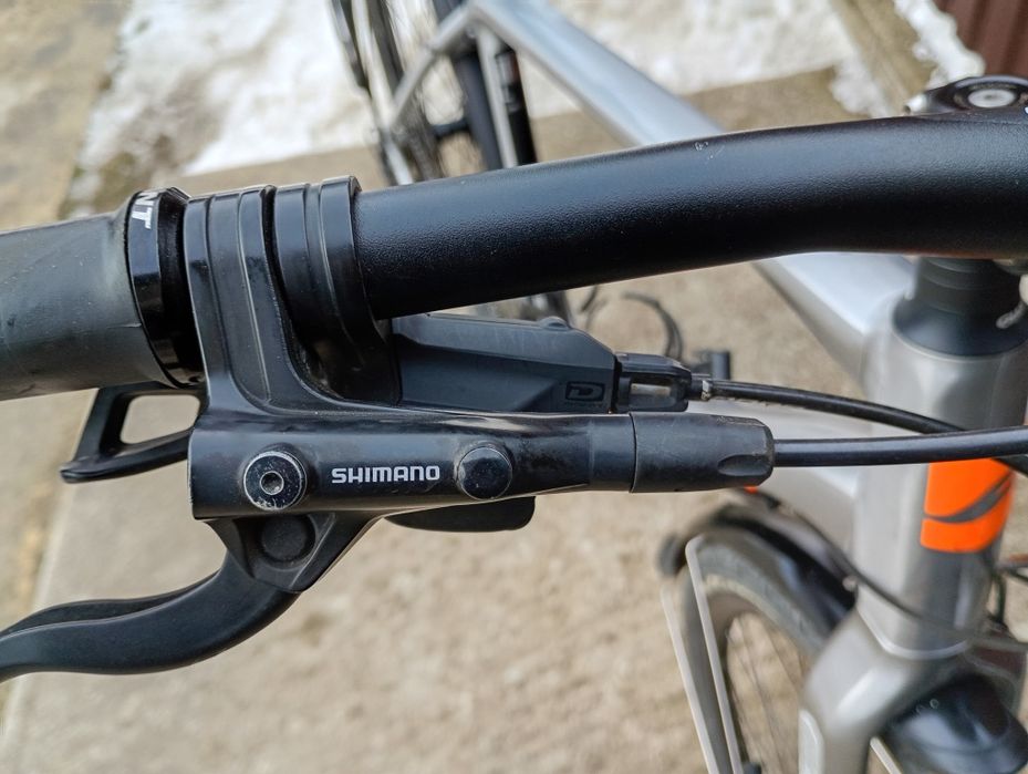 Велосипед спортивний.