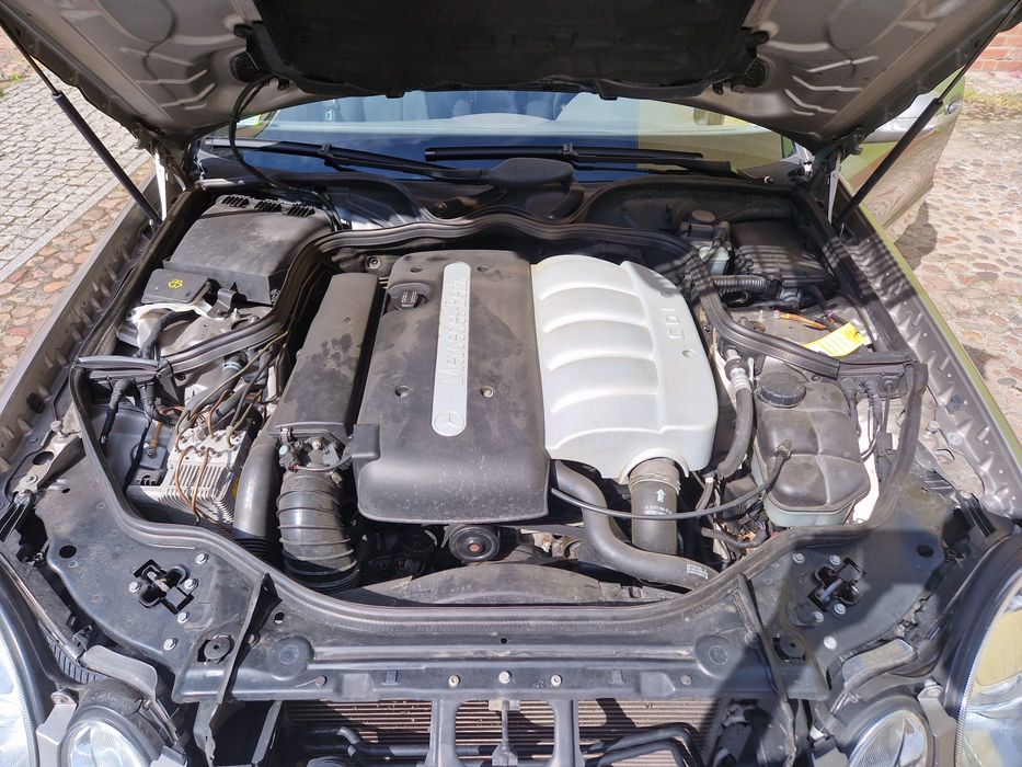 Mercedes W211, 2002 r.
