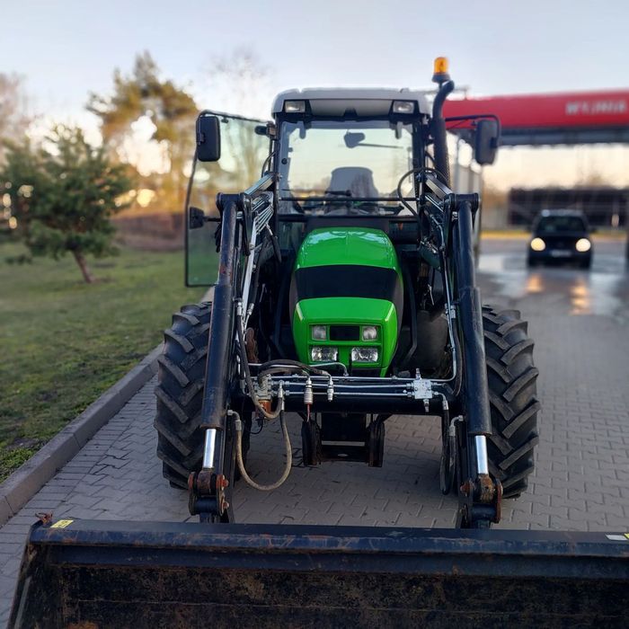 Deutz-Fahr agrofarm 100  deutz-fahr agrofarm 100,tur z łyżką, tuz wom