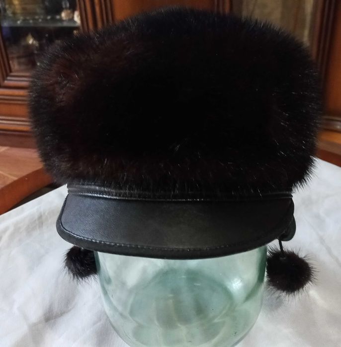 Жіноча фуражка  з норки