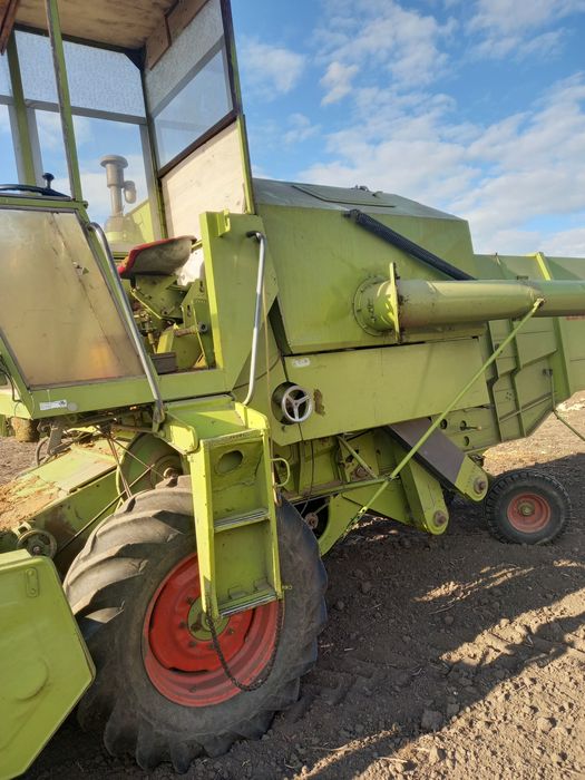 Продам комбайн Клас консул