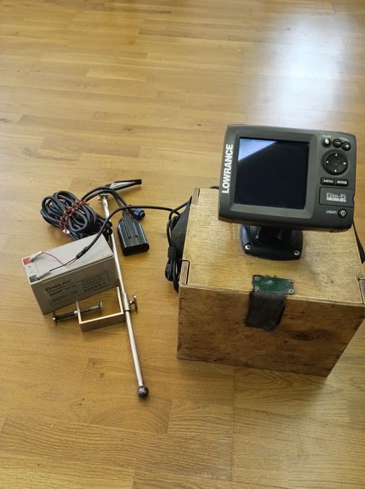 Lowrance Elite 5 chirp + карта NAVIONICS Gold