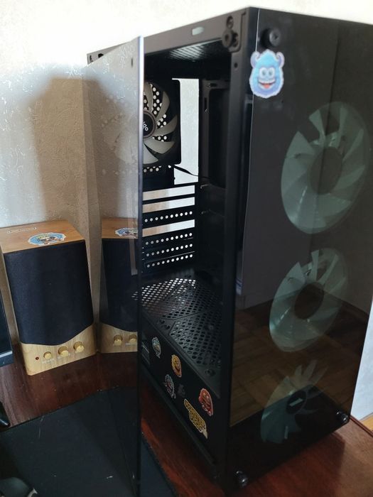 Продам  Блок ,Видеокарта ,Монитор