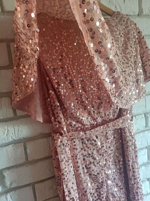 Nowa sukienka cekinowa 44: sylwester, andrzejki, cekiny