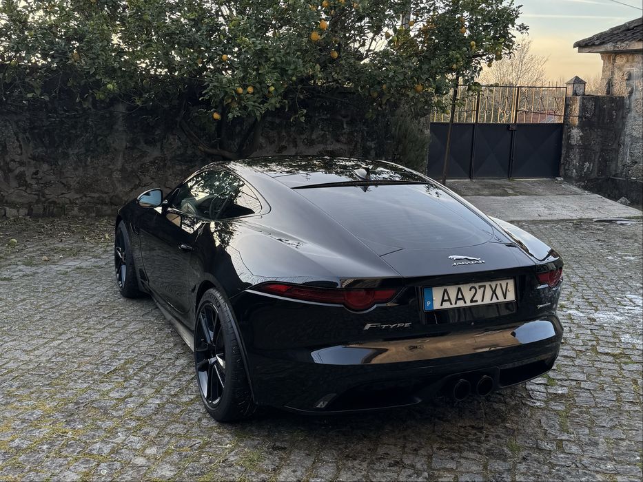 Jaguar F-type p300 2018