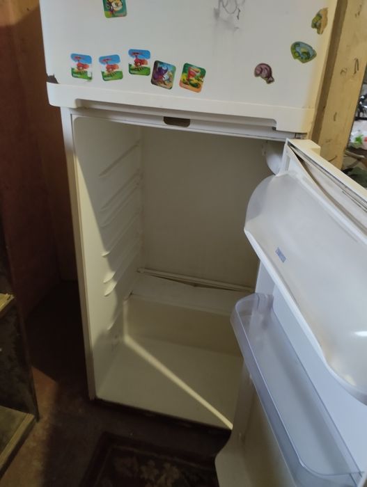 Срочно Продам холодильник