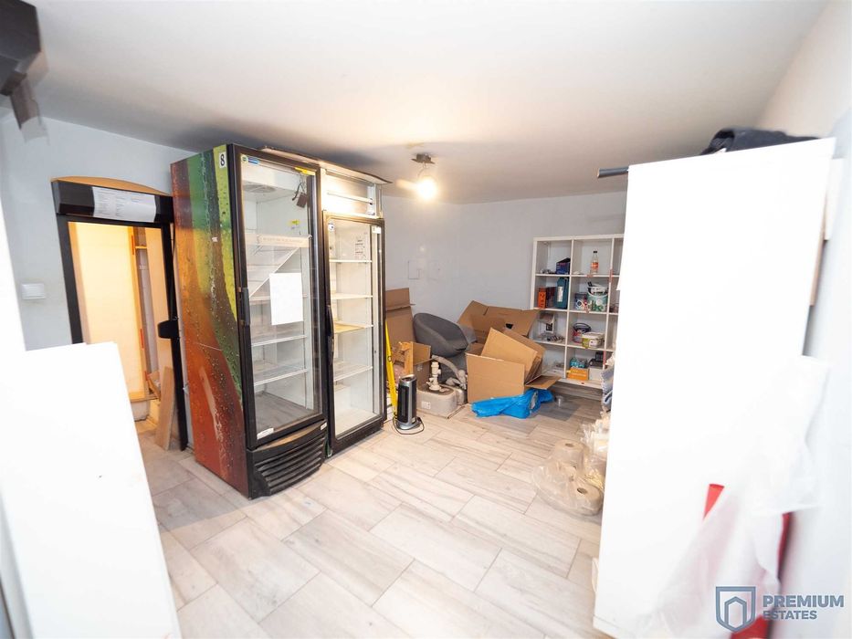 Lokal parterowy z witryną, ul. Karmelicka ENG