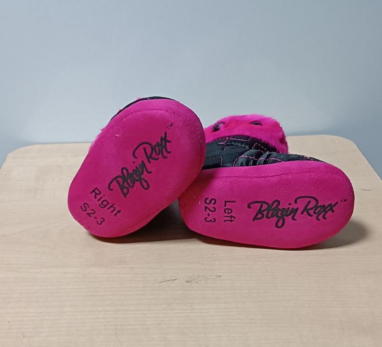 Детские сапожки теплые.