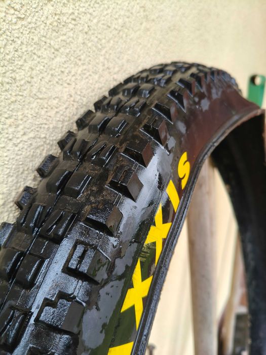 Maxxis Minion DHF 27.5 2.30