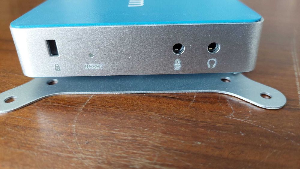 Centerm C75v2 - Monitors-anywhere