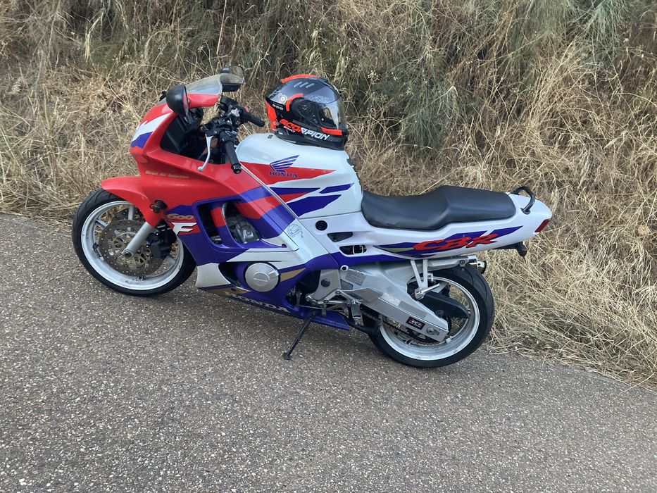 Vendo Cbr 600 f3