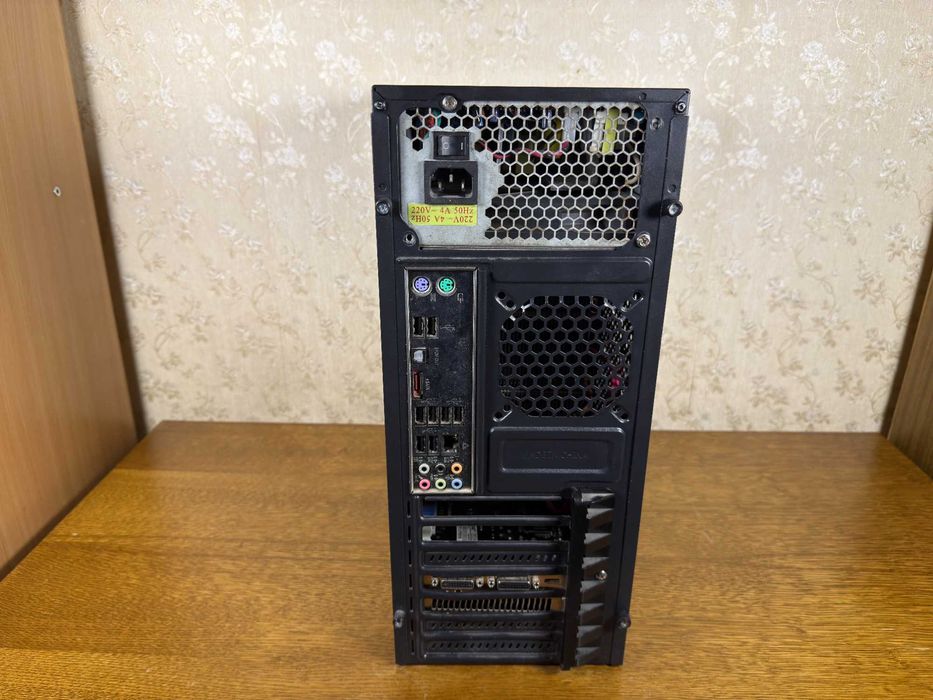 Системний блок i5 750/8Gb/SSD 180Gb + HDD 250Gb