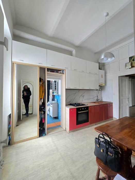 Продаж квартири у Львові ЦЕНТР біля Високого Замку з ремонтом 3 кім