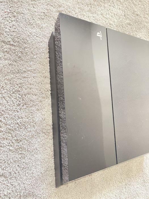 Playstation 4 em bom estado