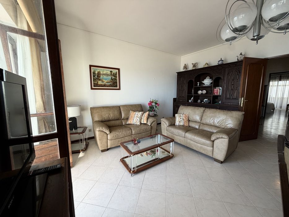 Apartamento T2 em Quarteira, Loulé - Vista Mar