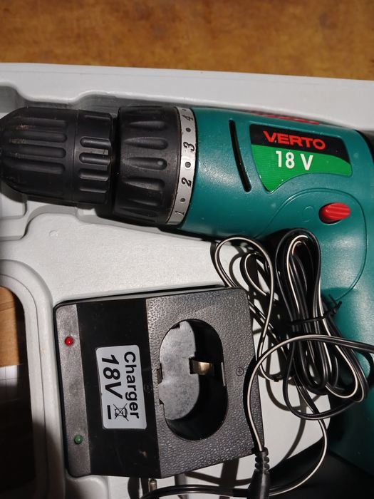 Шуруповерт  бу хорошем состоянии