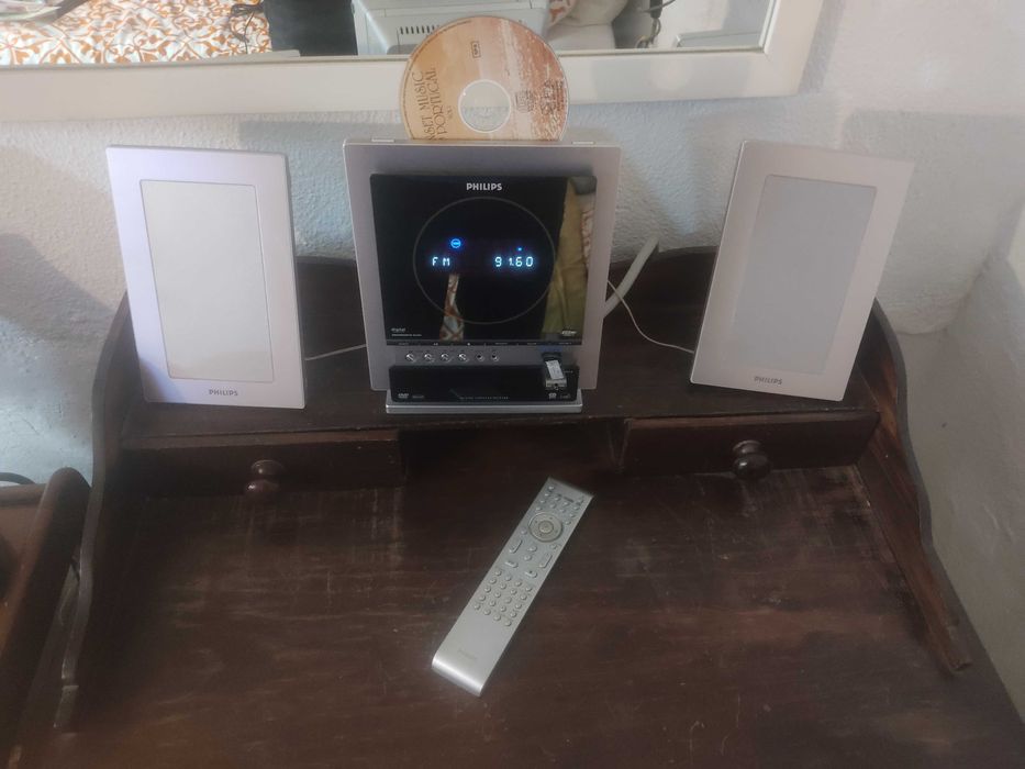 Micro Cinema DVD