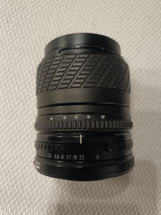 Obiektyw Sigma UC zoom 28-70 ,F 3,5-4,5 MC. Mocowanie Canon FD .