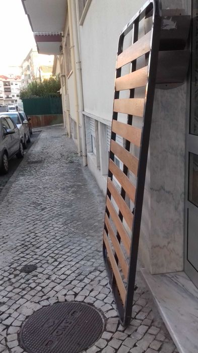 estrado para cama bom estado