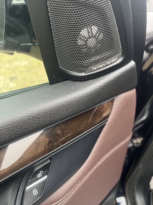 Sprzedam   x5 M   stan jak nowy .Polecam!